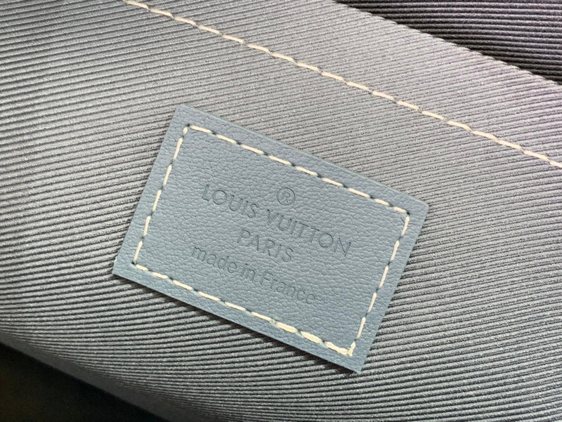 Franco Shops - Louis Vuittons - 15242