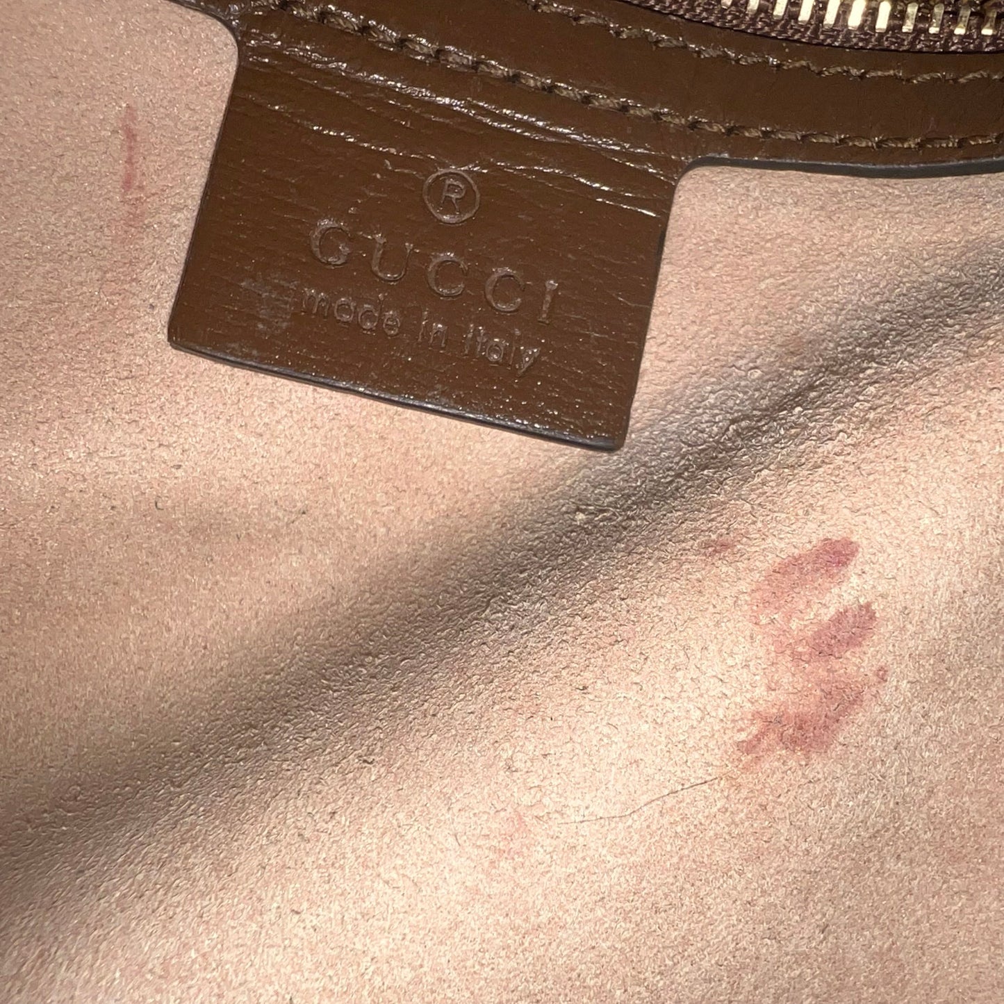 Crossbody Luxury Designer By Gucci Size: Small