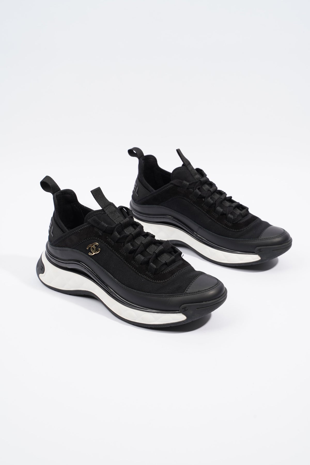 Chanel CC Logo Sneaker Black White Fabric EU 39 UK 6