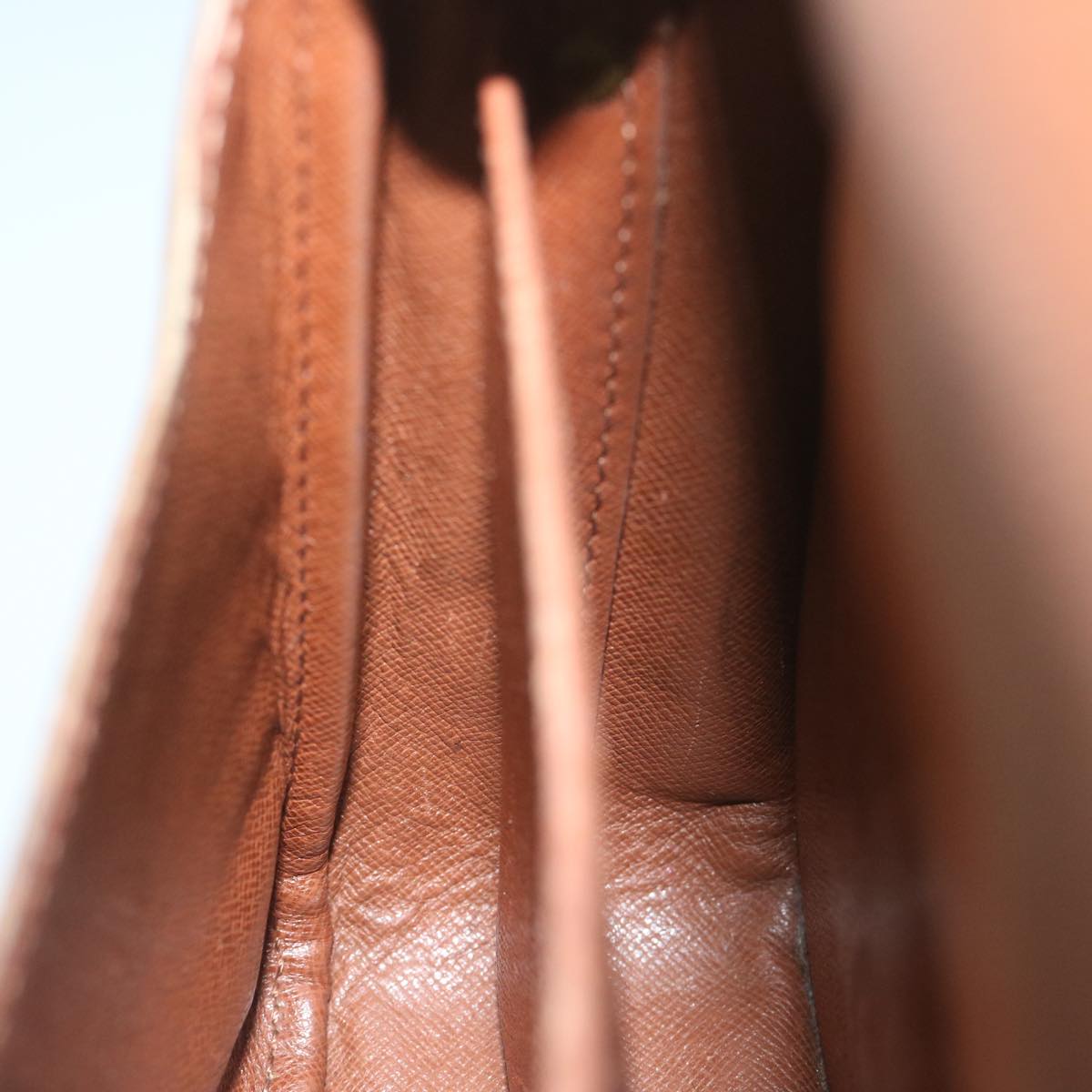 Louis Vuitton Cartouchiere
