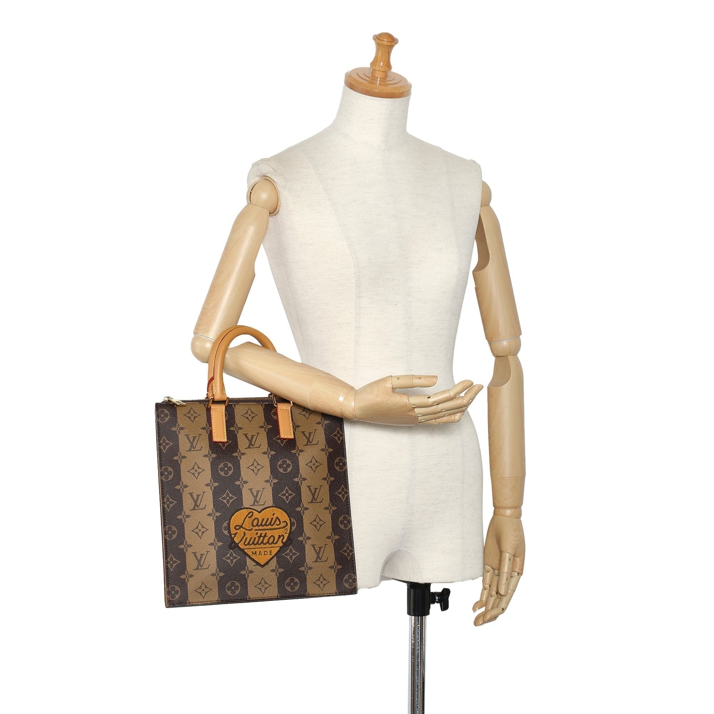 LOUIS VUITTON x Nigo Monogram Sac Plat Cross Satchel
