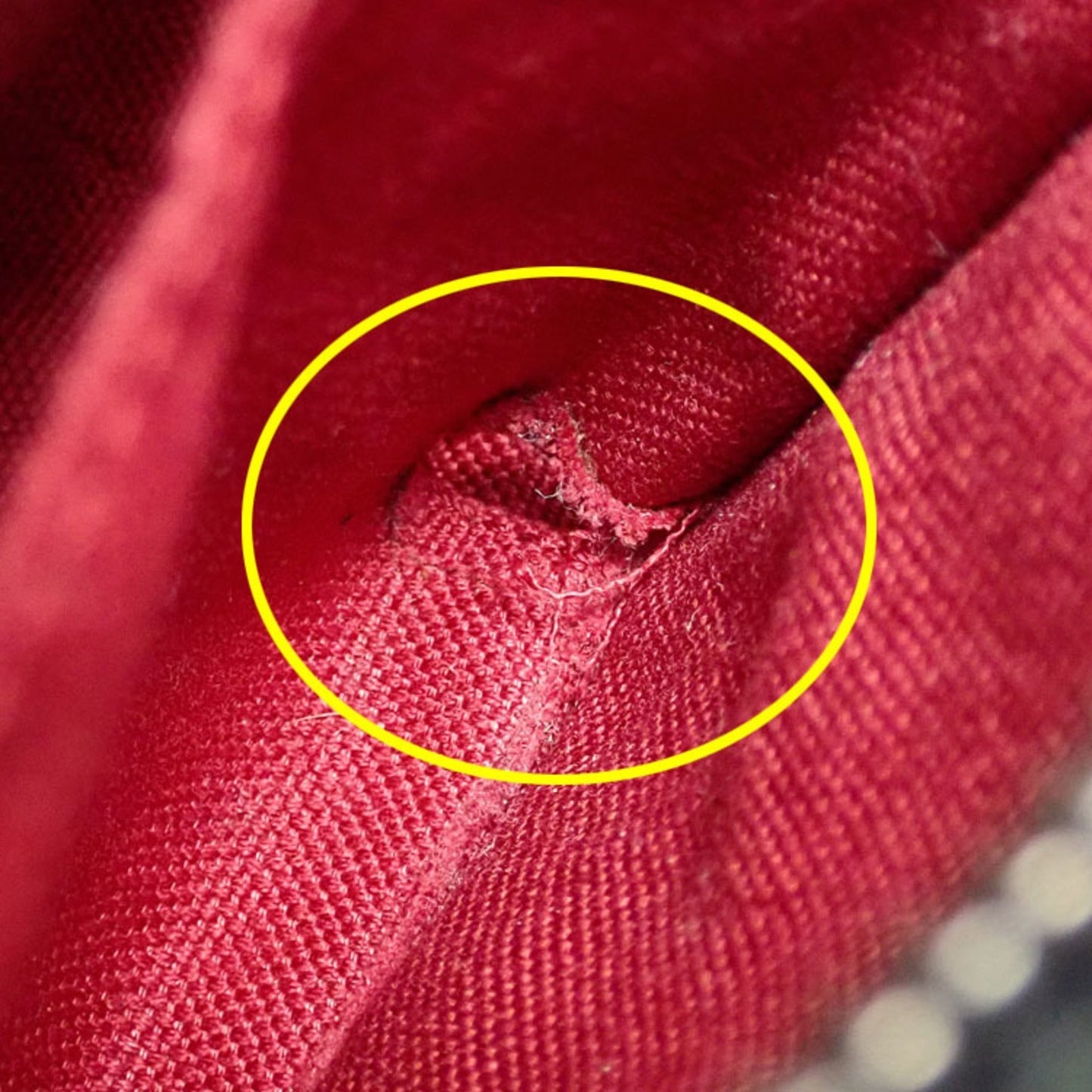 Gucci Shoulder Bag GG Supreme Women's Beige Black PVC Leather 387507 213317 Sherry Webbing