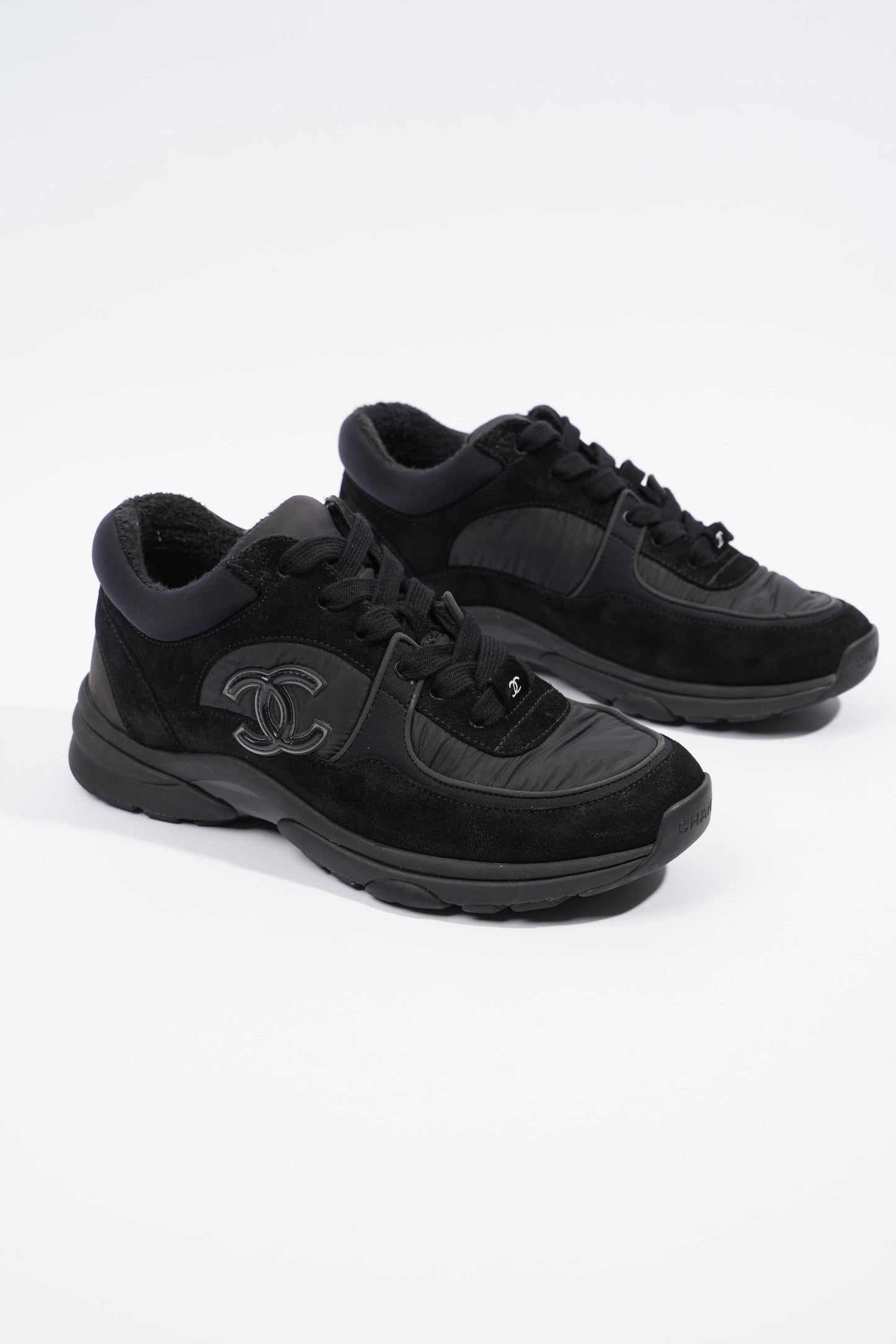 Chanel CC Runner Black Canvas EU 37 UK 4