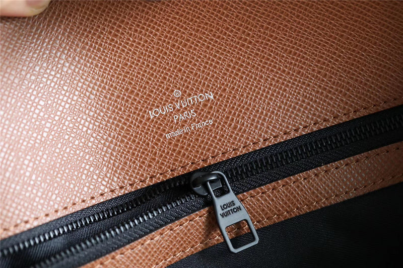 Franco Shops - Louis Vuittons - 9844