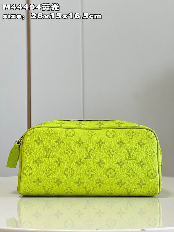 Franco Shops - Louis Vuittons - 15484