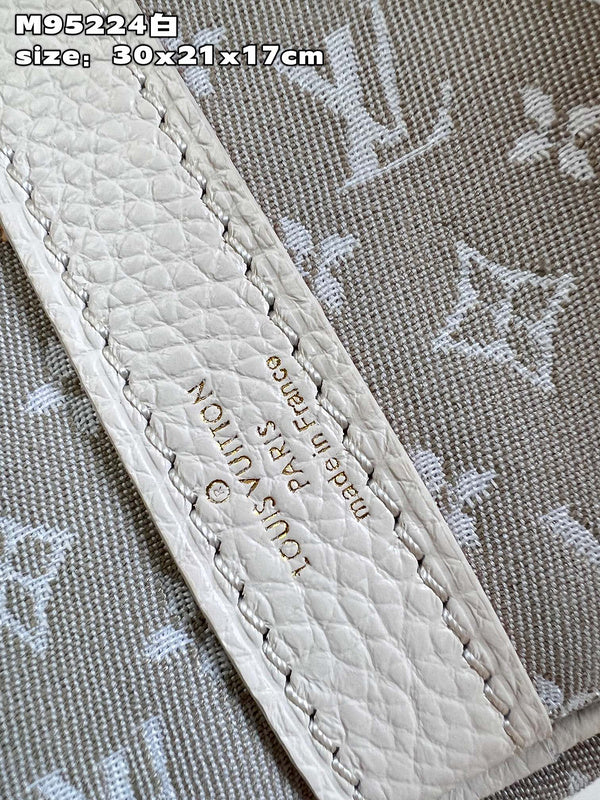 Franco Shops - Louis Vuittons - 15337