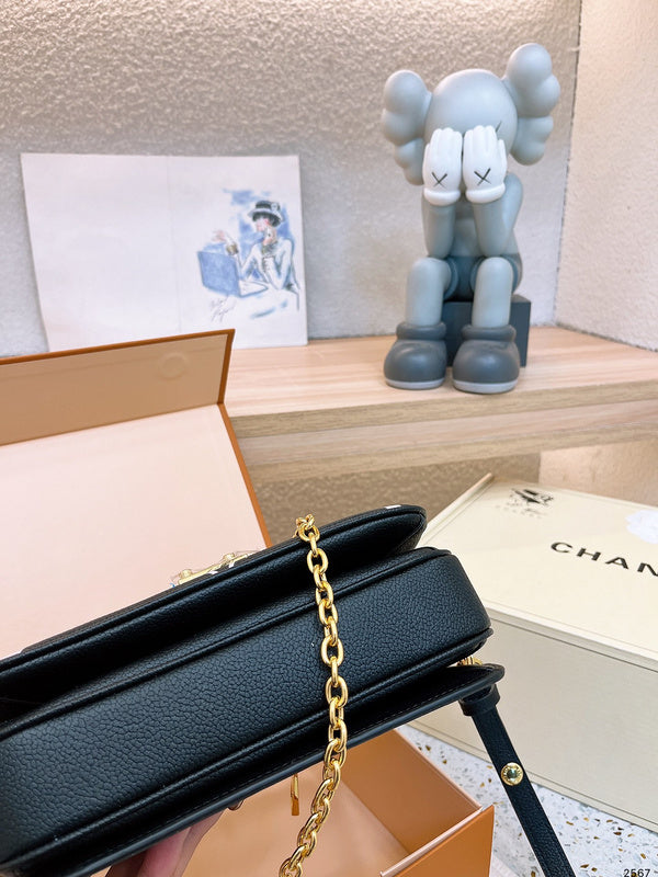 Franco Shops - Louis Vuittons - 15102