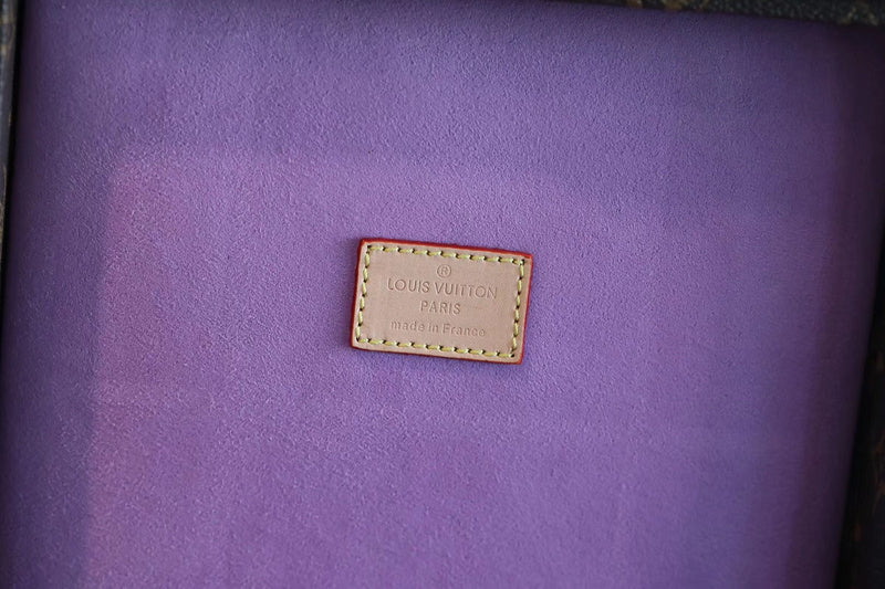 Franco Shops - Louis Vuittons - 9527