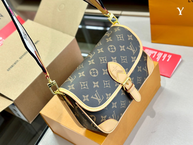 Franco Shops - Louis Vuittons - 15093