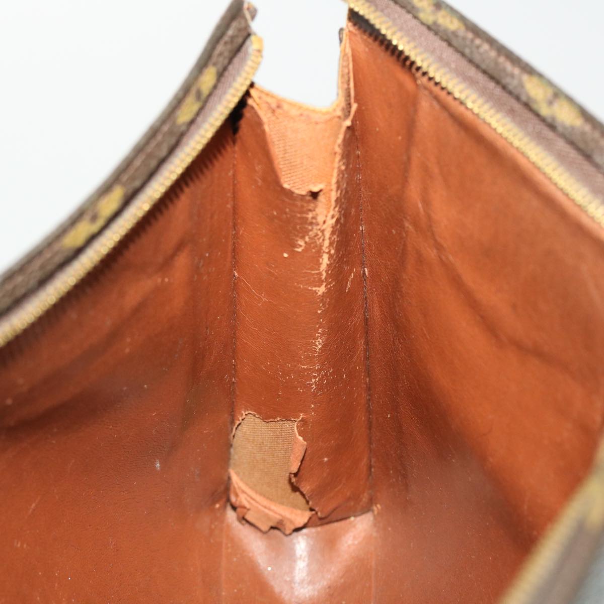 LOUIS VUITTON Monogram Poche Toilette 26 Pouch M47542 LV Auth 40575
