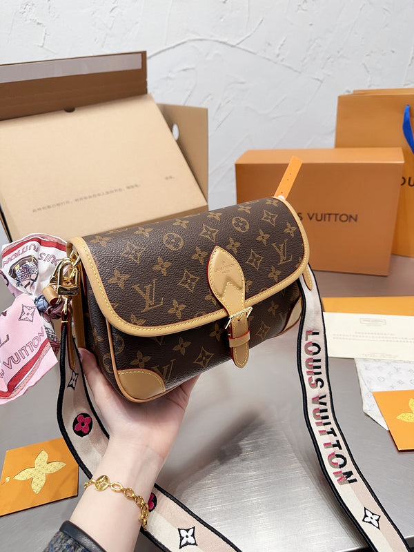 Franco Shops - Louis Vuittons - 15119