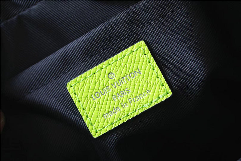 Franco Shops - Louis Vuittons - 9901