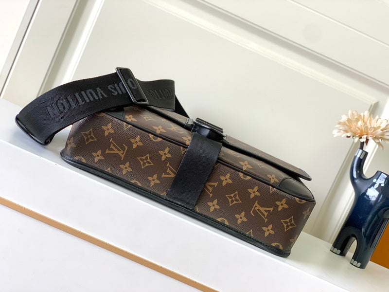 Franco Shops - Louis Vuittons - 15414