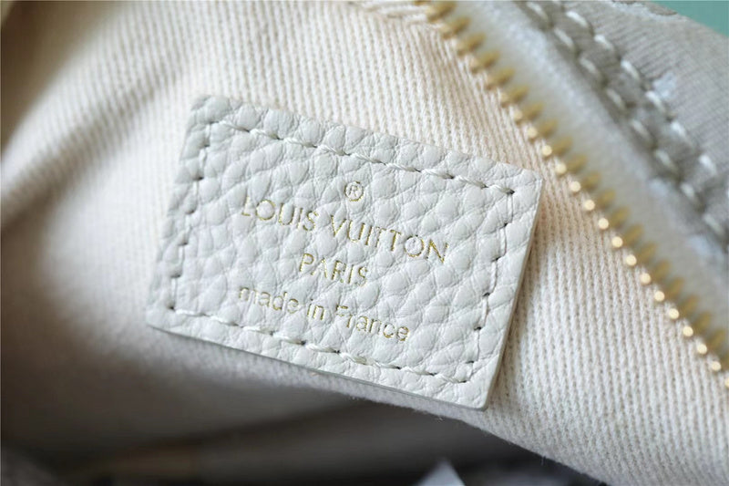 Franco Shops - Louis Vuittons - 9895