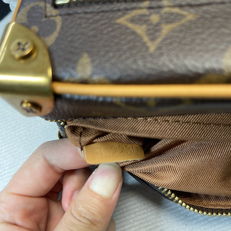 Franco Shops - Louis Vuittons - 10151