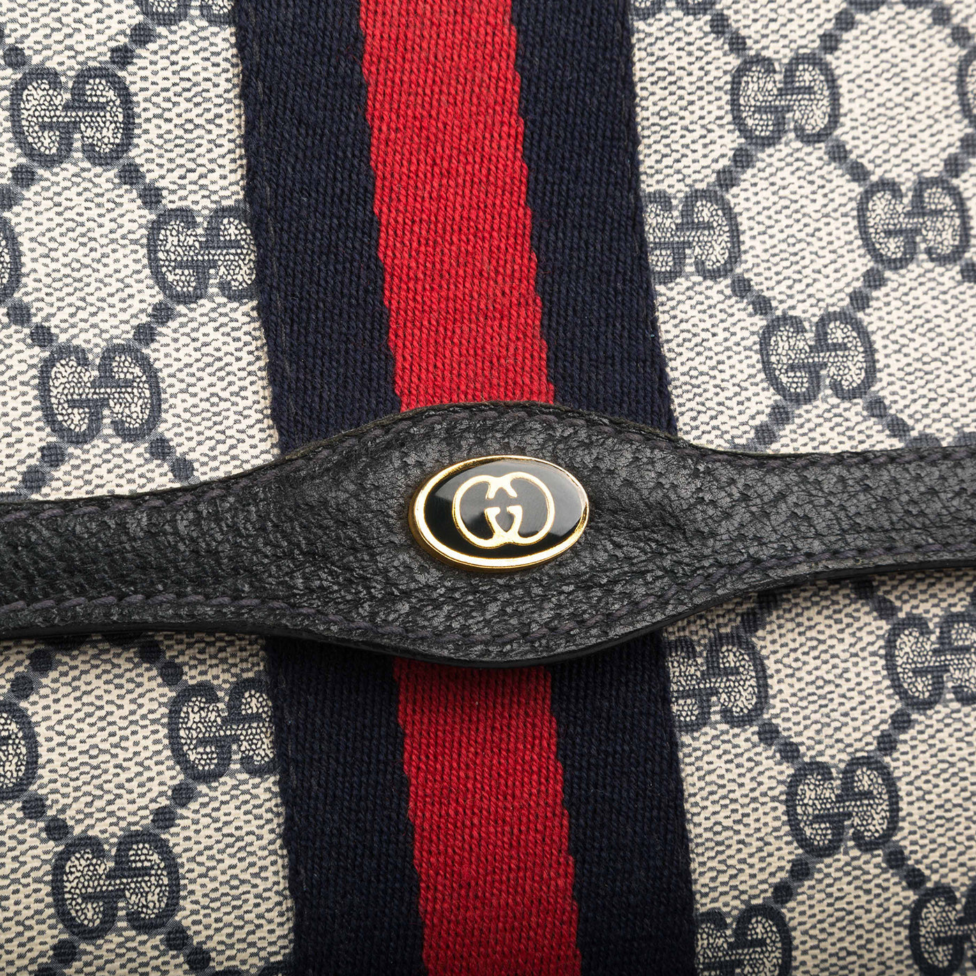 Gucci Gucci linea vintage clutch
