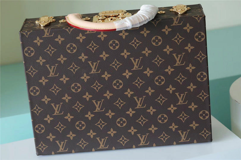 Franco Shops - Louis Vuittons - 9508