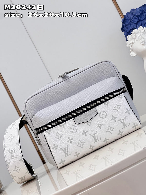 Franco Shops - Louis Vuittons - 15387