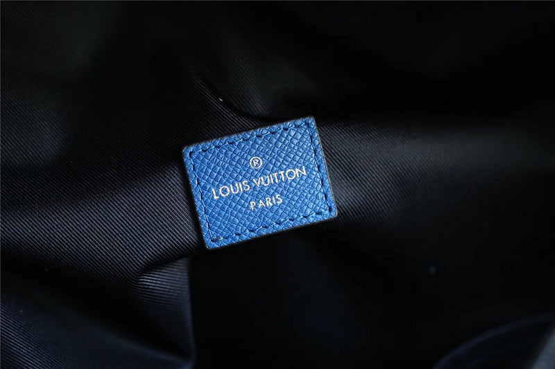 Franco Shops - Louis Vuittons - 9755