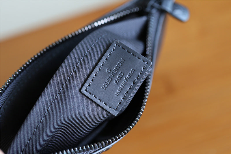 Franco Shops - Louis Vuittons - 9262