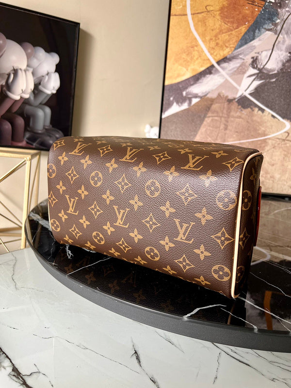 Franco Shops - Louis Vuittons - 15728
