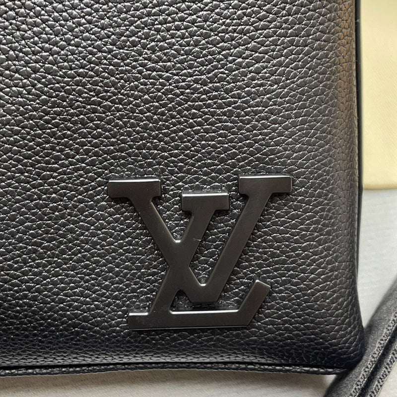 Franco Shops - Louis Vuittons - 9812