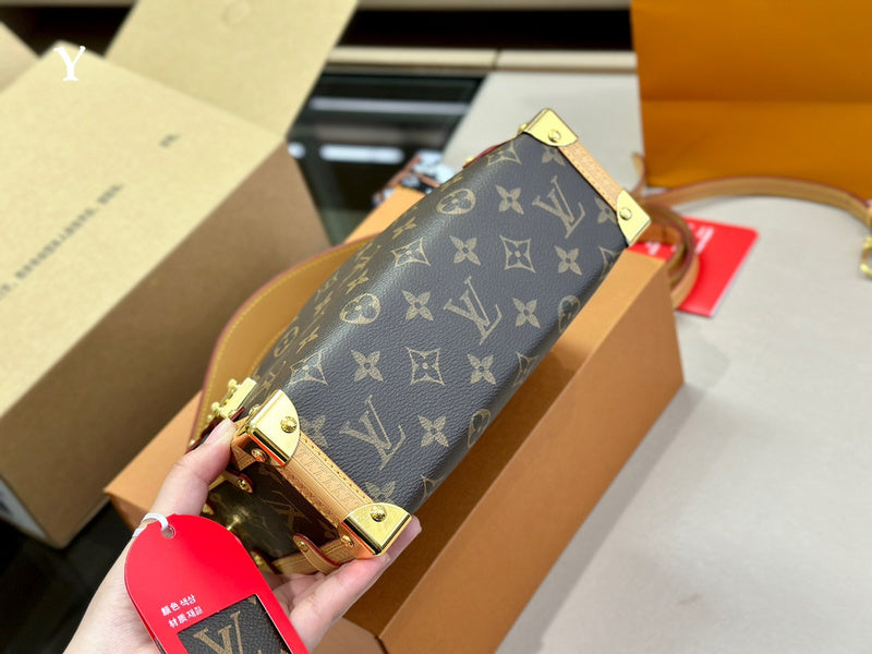Franco Shops - Louis Vuittons - 15089