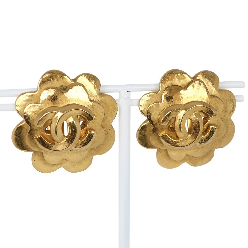 Chanel Chanel Flower Earring Coco G French made 1996 96P Flower 23.6g flour