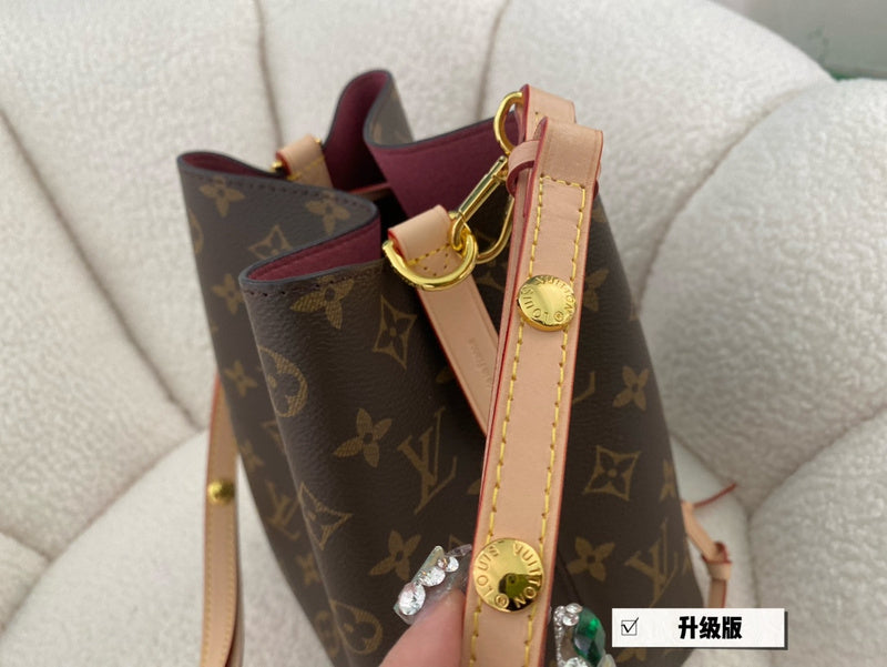 Franco Shops - Louis Vuittons - 15075