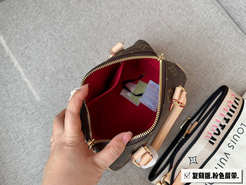 Franco Shops - Louis Vuittons - 15101