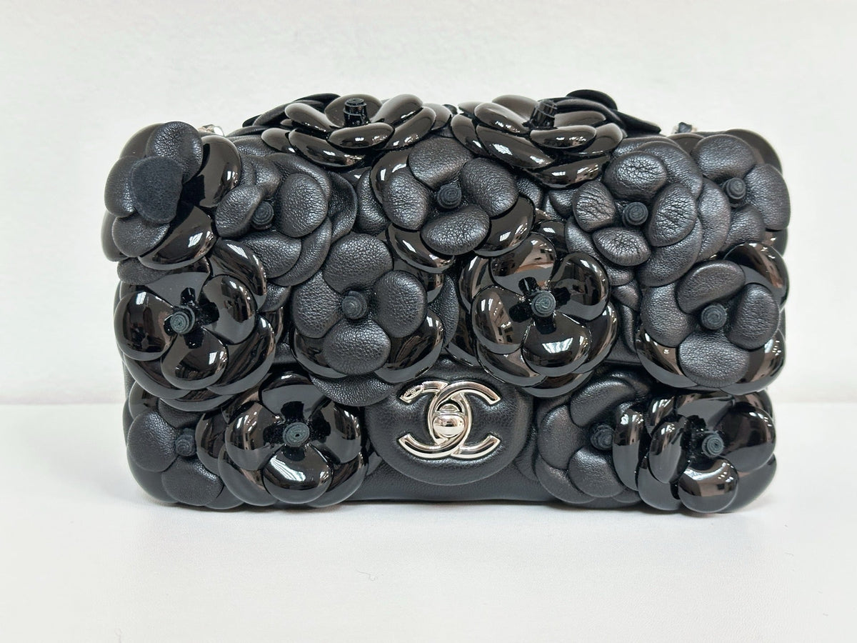CHANEL Camellia Lambskin Patent Around Flap Crossbody Bag holo card 2246