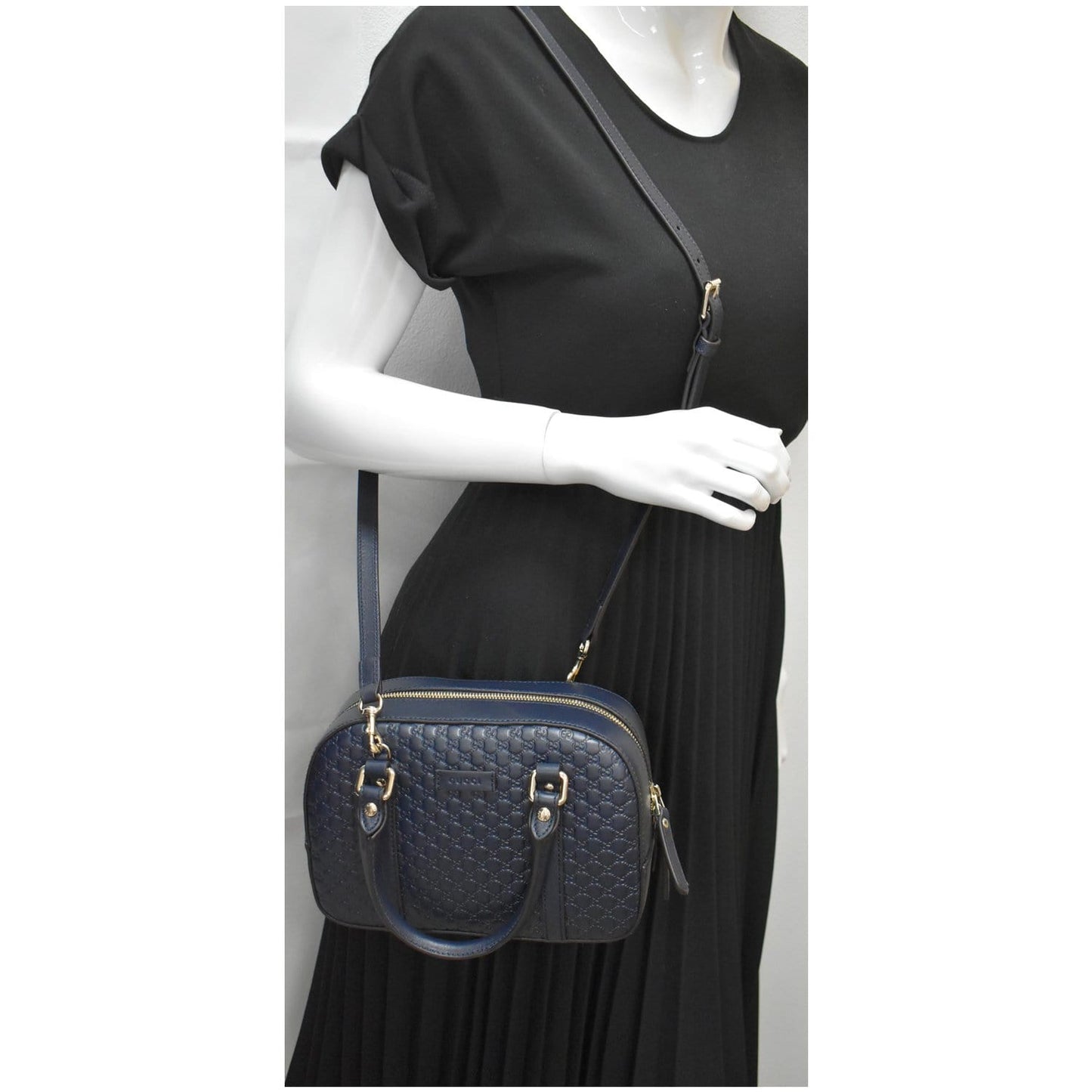 GUCCI Microguccissima Small Leather Crossbody Bag Blue 510289