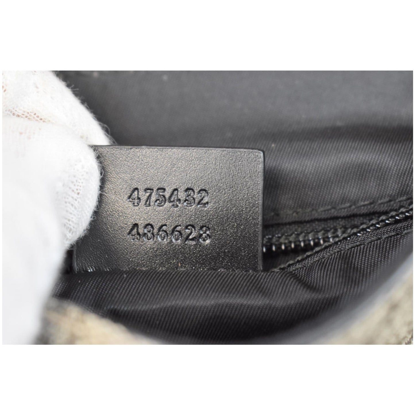 GUCCI GG Supreme Monogram Web Messenger Bag Beige 475432
