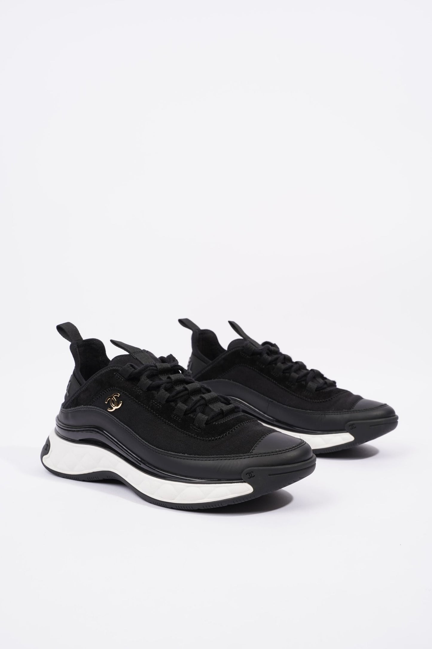 Chanel CC Logo Runners Black White EU 40 UK 7