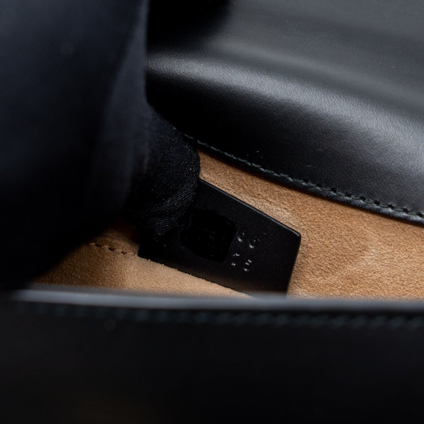 Gucci Mini Sylvie Chain Bag Calfskin Black