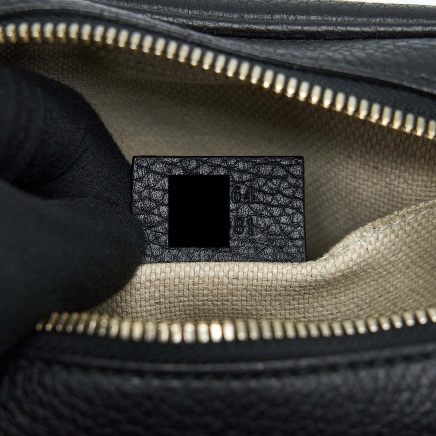 Gucci Disco Camera Bag Calfskin Black L