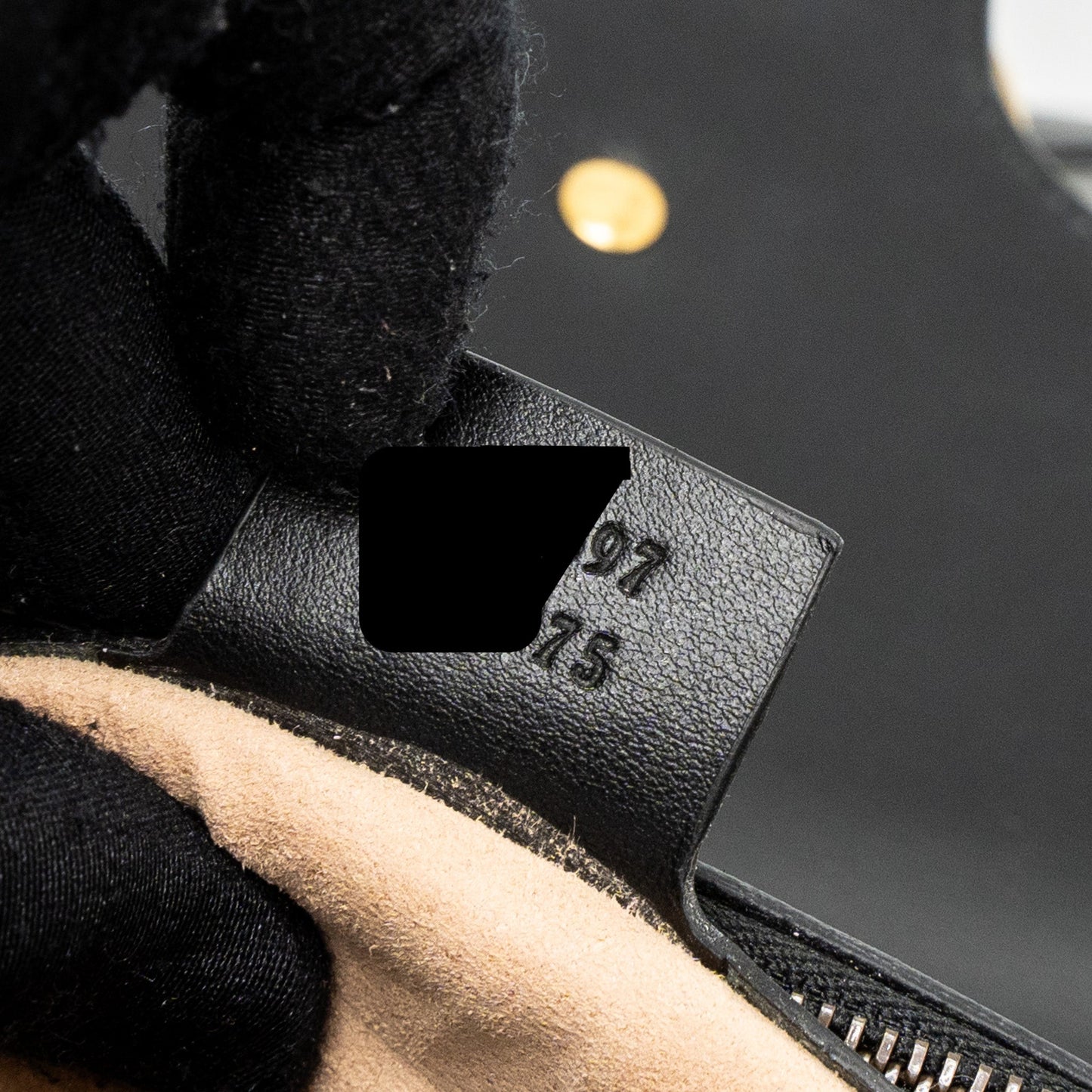 Gucci Small GG Marmont Bag Calfskin Black