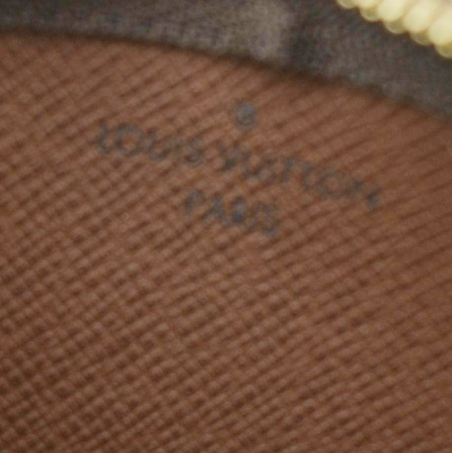 LOUIS VUITTON Key Cles Monogram Canvas Coin Case Brown