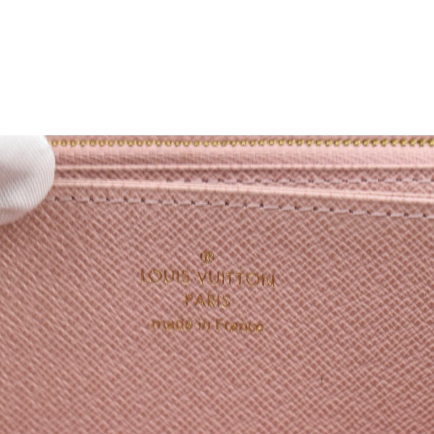 LOUIS VUITTON Zip Around Damier Azur Wallet White