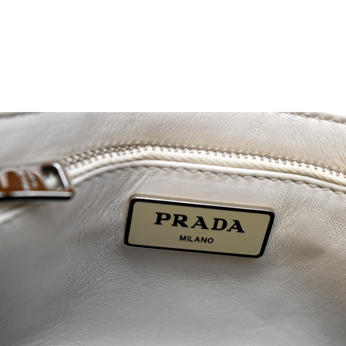 PRADA Borsa Pocket Con Nappa Leather Shoulder Bag White