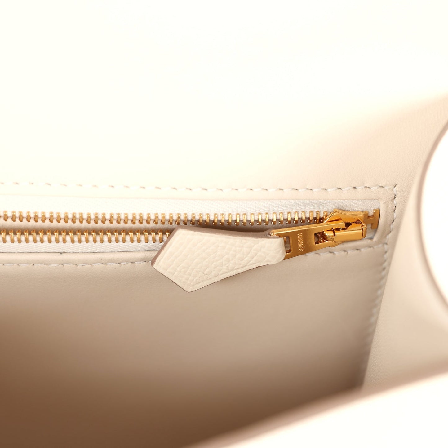 Hermes Constance 1-24 Craie Epsom Brushed Gold Hardware