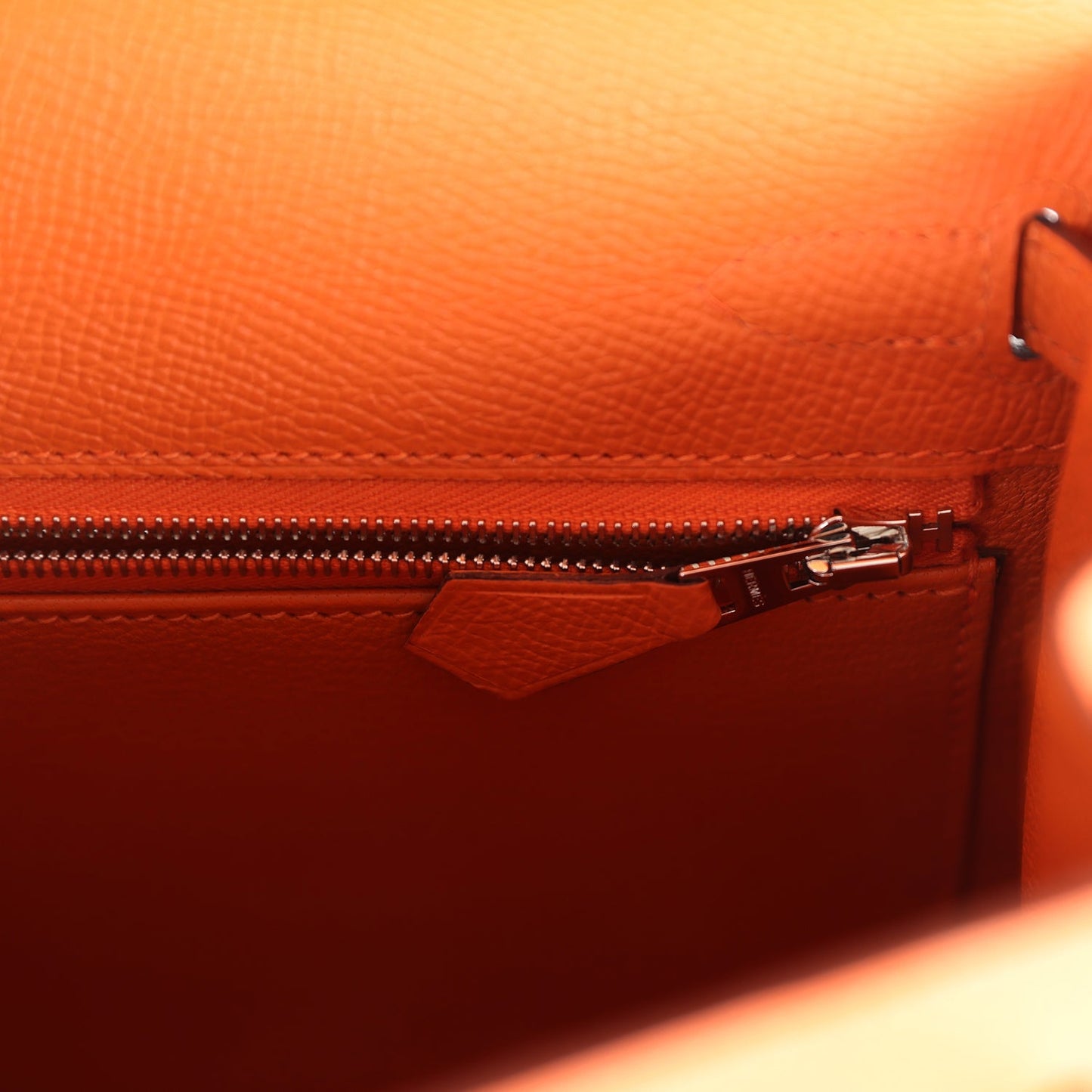 Pre-owned Hermes Kelly Sellier 25 Orange Epsom Palladium Hardware