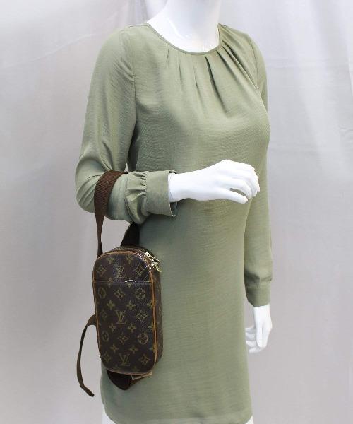 Louis Vuitton Pochette Gange Bag Monogram Canvas