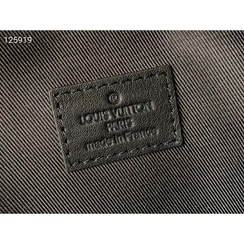 Louis Vuitton LV Unisex Discovery Backpack Calf Crocodile Alligator Leather