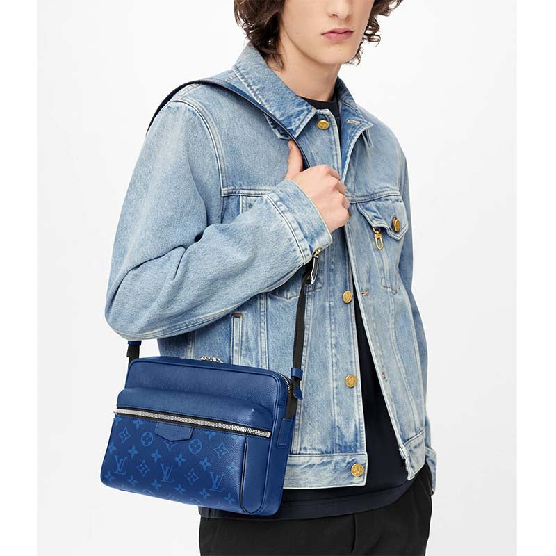 Louis Vuitton LV Unisex Outdoor Messenger Navy Blue Taiga Cowhide Leather Monogram Canvas