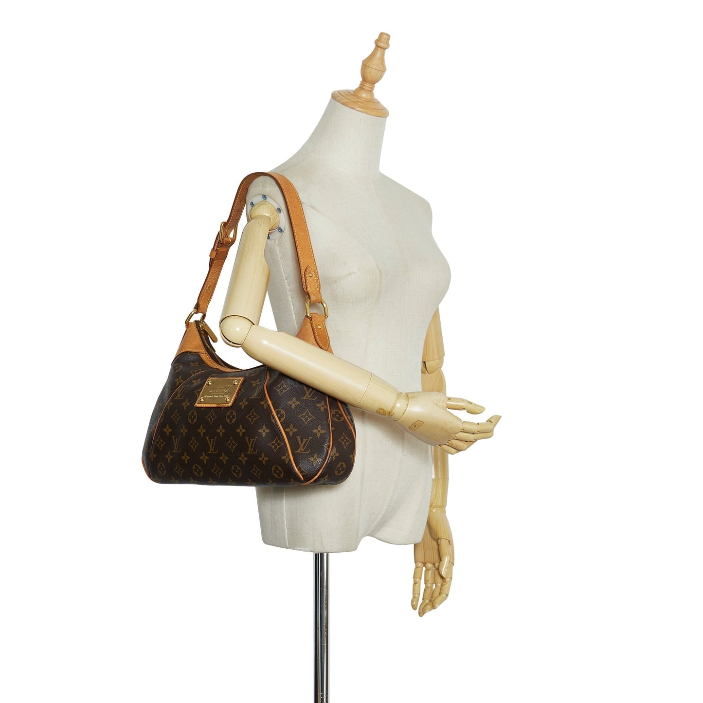LOUIS VUITTON Monogram Thames GM Shoulder Bag