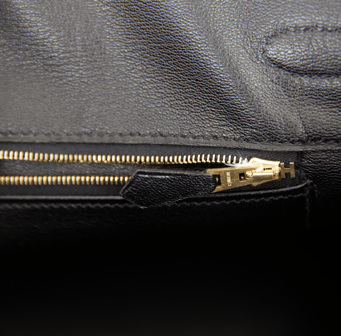 Hermes Birkin 35 Black Shiny Porosus Crocodile Gold Hardware