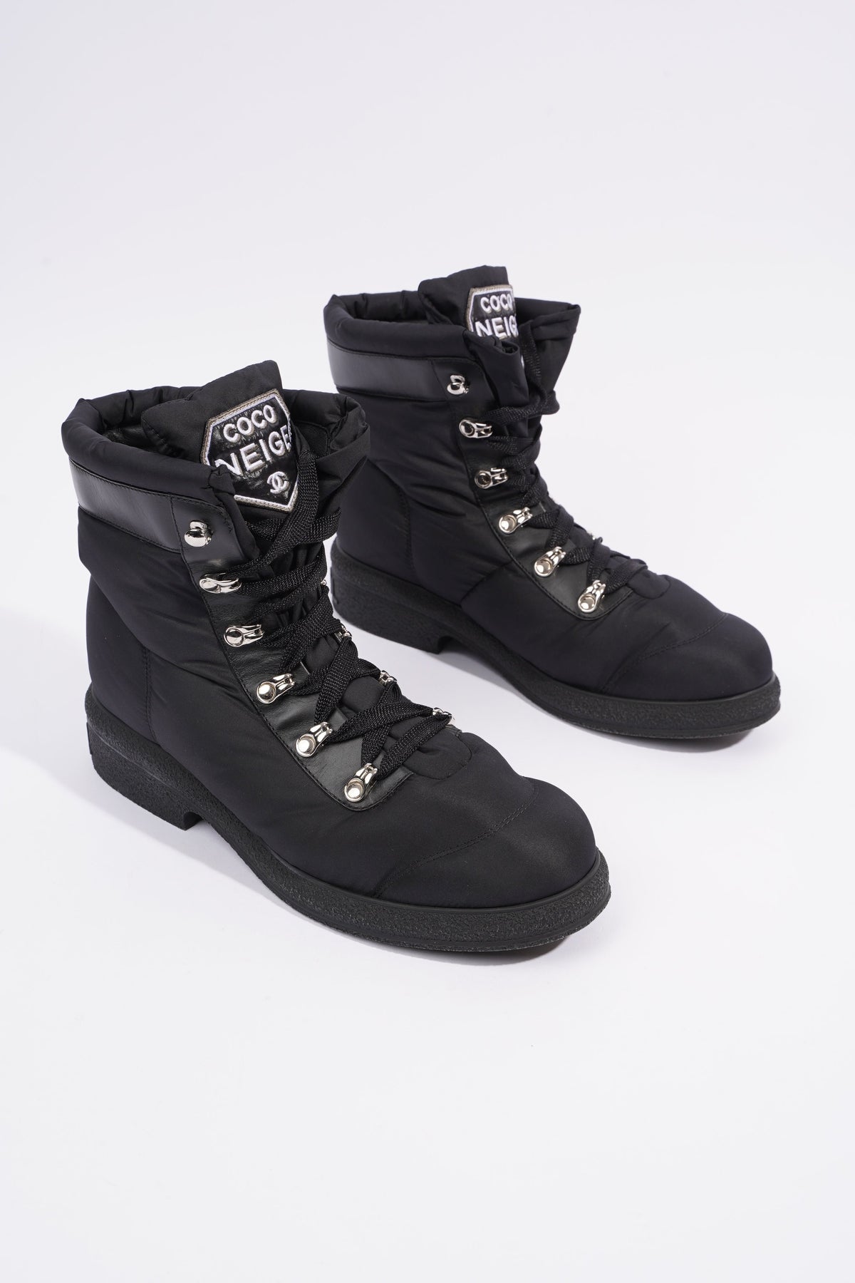 Chanel CC Logo Sneaker Black Suede EU 41 UK 8