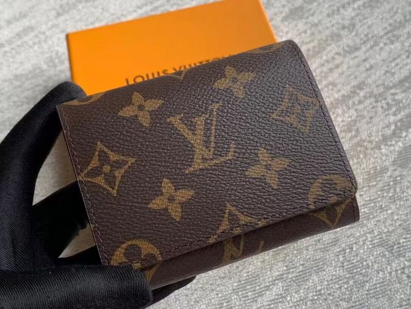 Franco Shops - Louis Vuittons - 15755