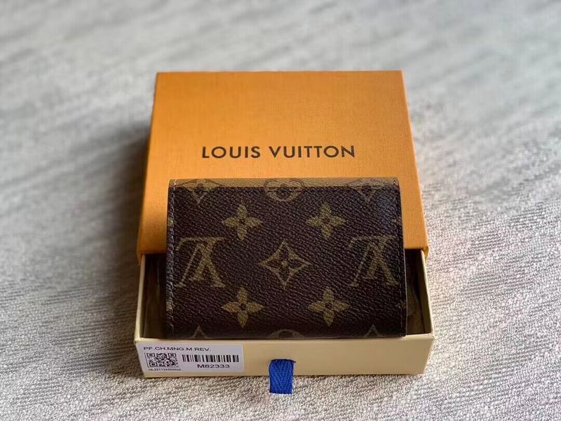 Franco Shops - Louis Vuittons - 15764